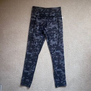 Zyia camo leggings